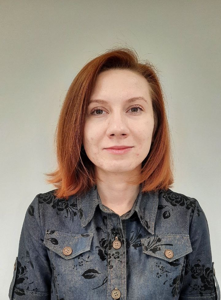 Лахтина Антонина Валерьевна.