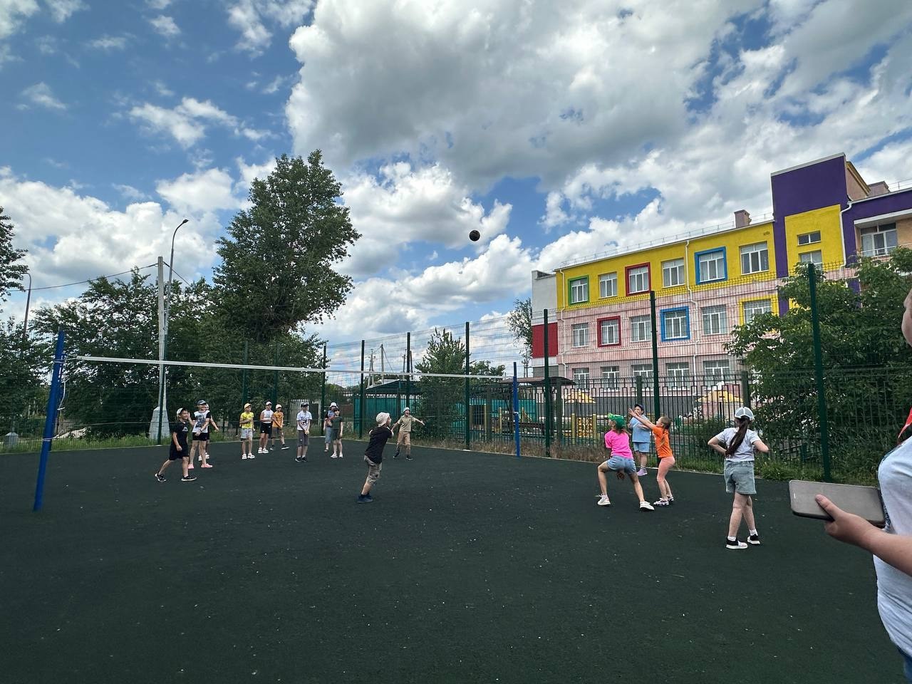 Изображения школьного лагеря.